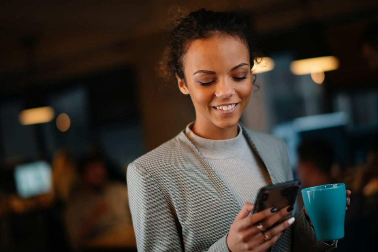 Member managing health on phone